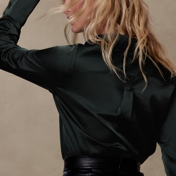 Banana Republic Factory Satin Shirt in Snow Day. Size XL. Brand new! - Picture 4 of 9